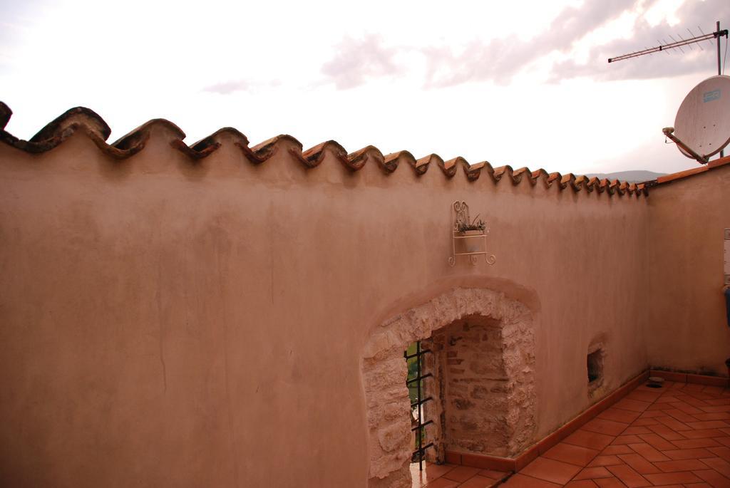 Il Paradiso Nel Borgo Arrone المظهر الخارجي الصورة